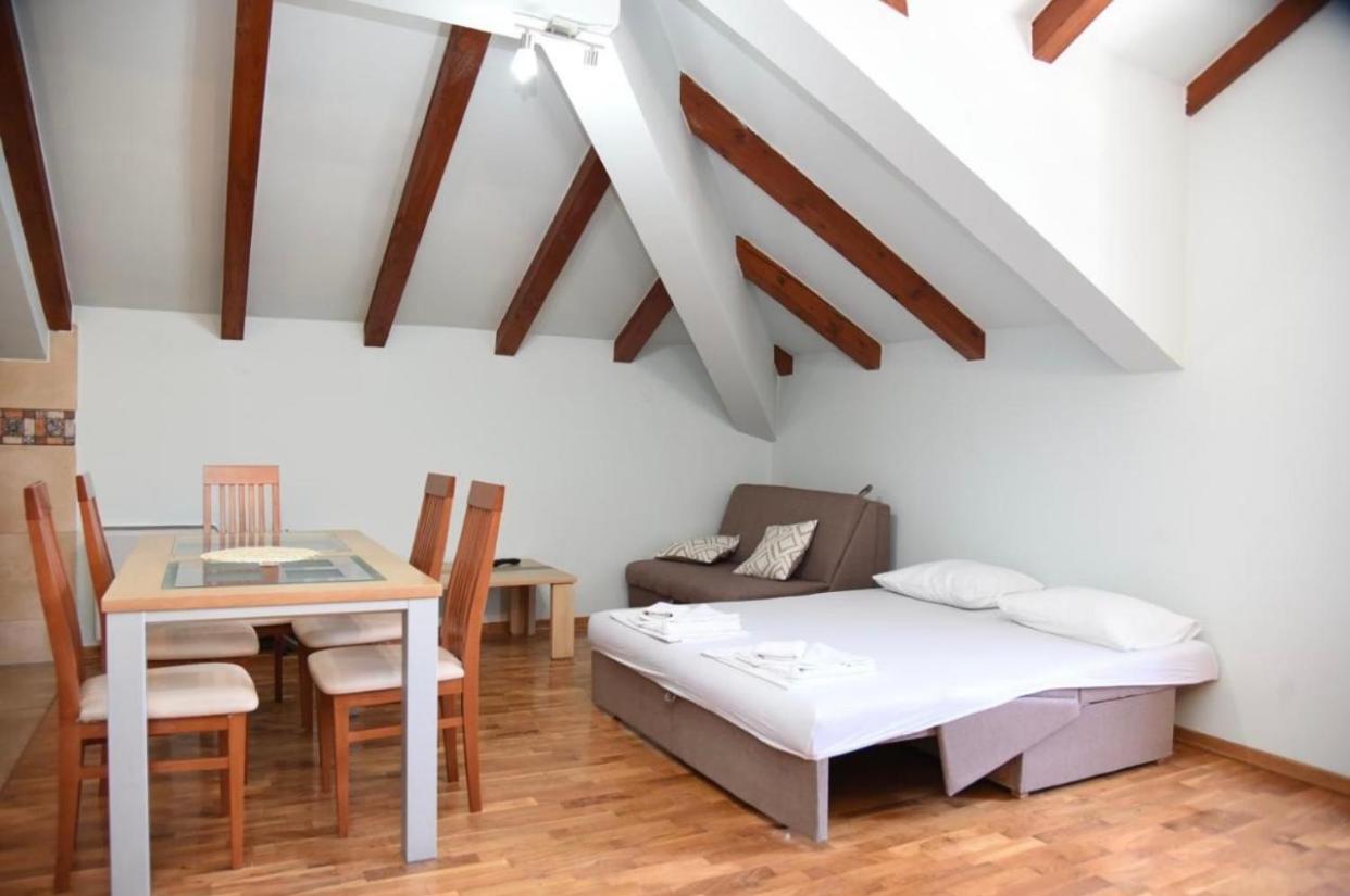 Apartments Barba Котор Екстер'єр фото
